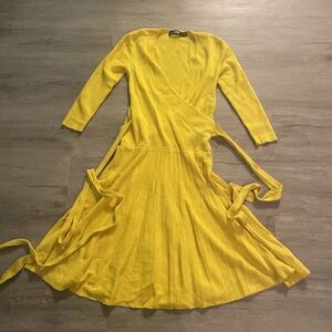 Lauren Ralph Lauren Yellow Fit & Flare Surplus Crossover Pleated Dress Size SP